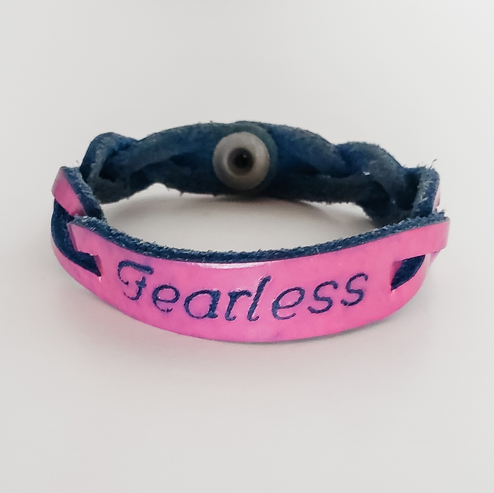 Leather Fearless Bracelet for Women Metal Clasp For Small Wrist Used Purple